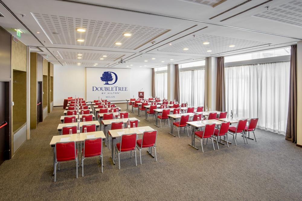 Doubletree By Hilton Milan Hotel Buitenkant foto